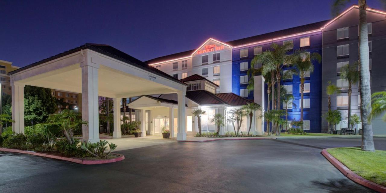 Hilton Garden Inn Anaheim/Garden Grove Exterior photo