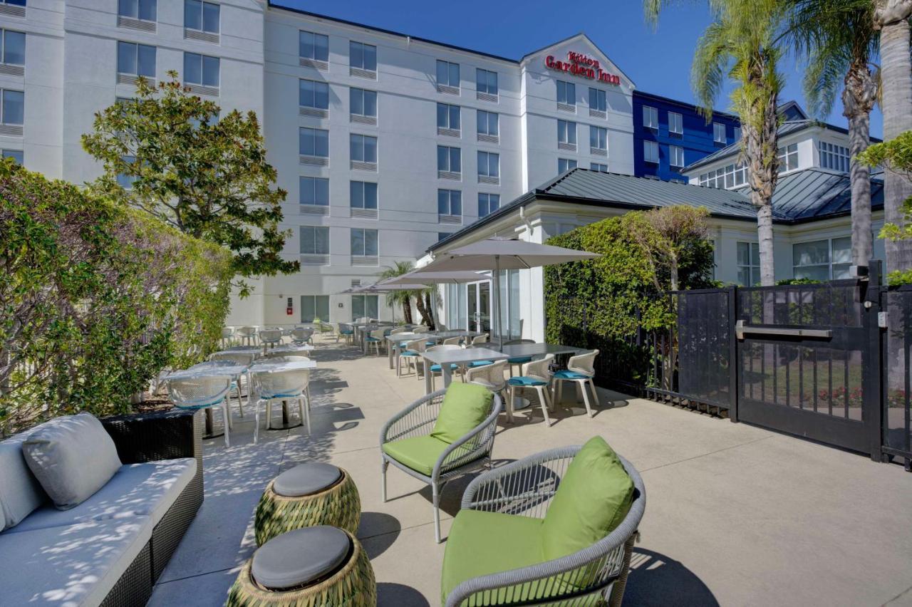 Hilton Garden Inn Anaheim/Garden Grove Exterior photo